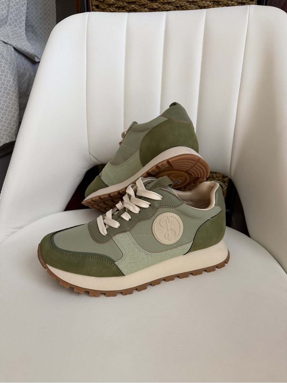 Sam & Libby Olive and Cream Women's Casual 7.5 Sneakers